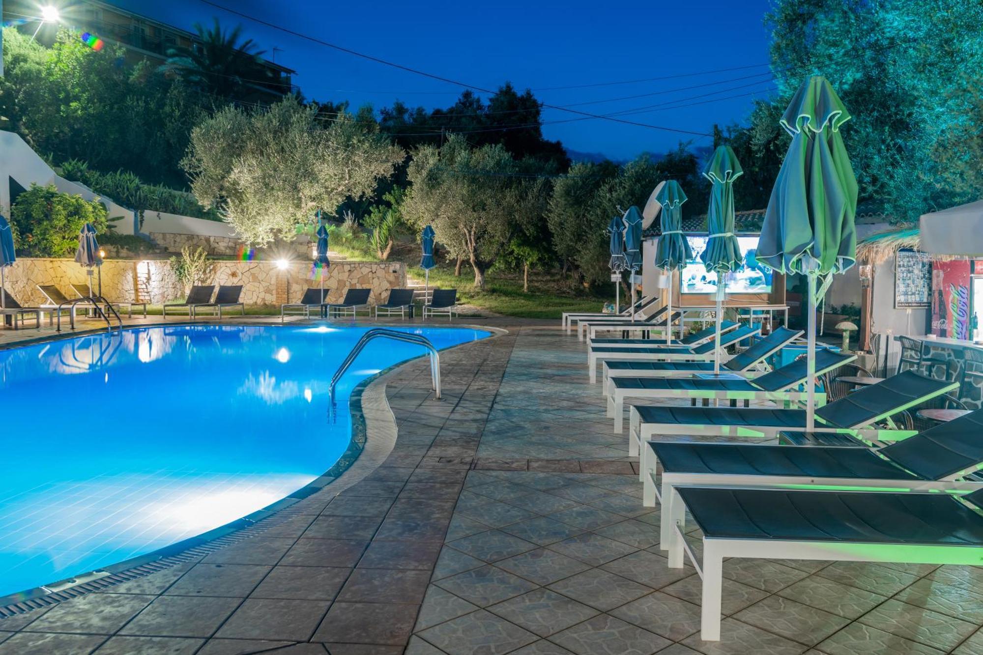 Callinica Hotel Tsilivi  Bagian luar foto