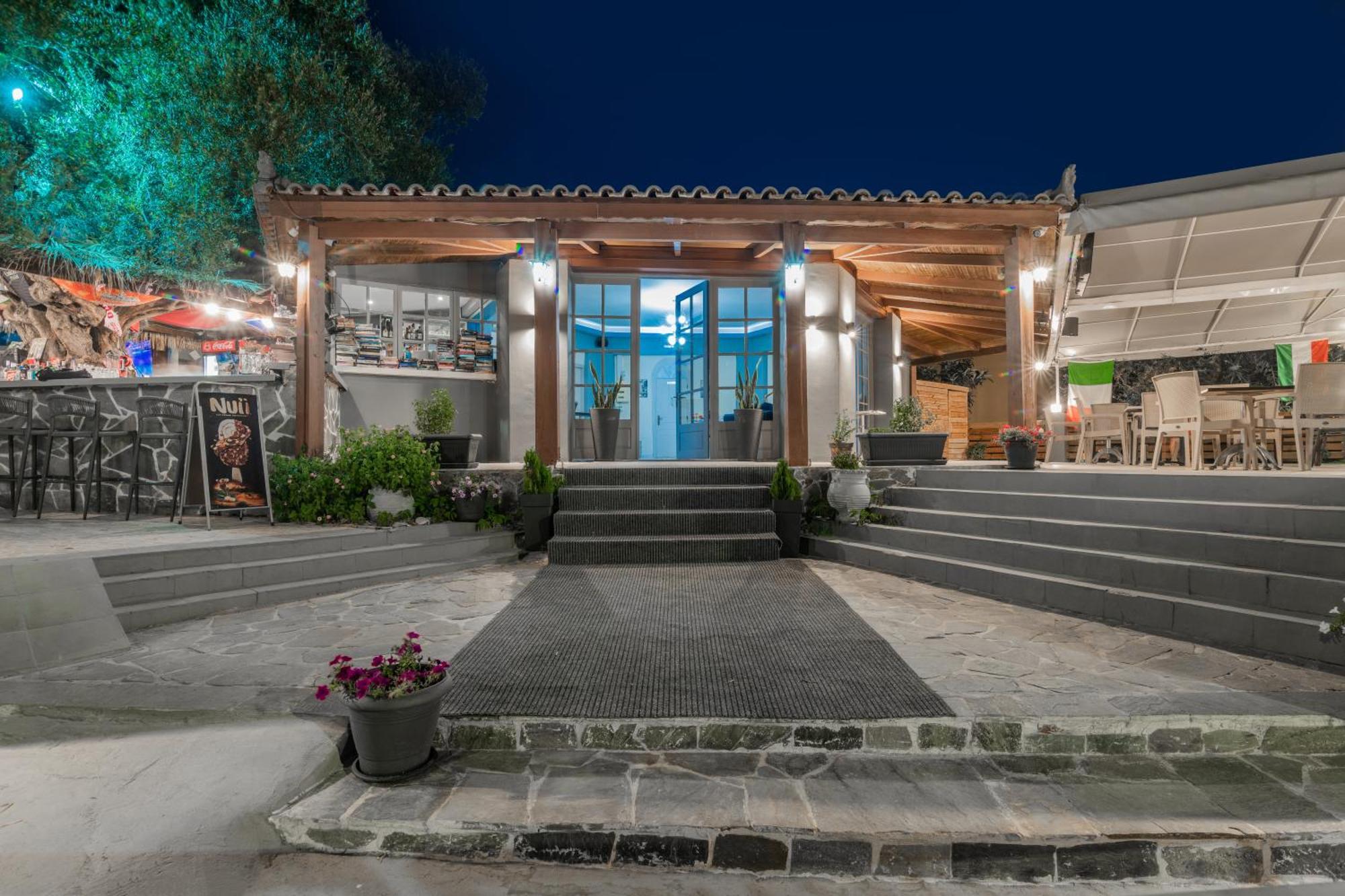 Callinica Hotel Tsilivi  Bagian luar foto