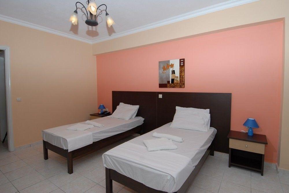 Callinica Hotel Tsilivi  Bagian luar foto