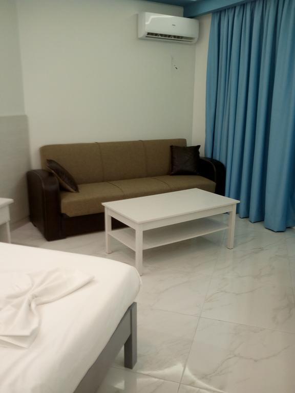 Callinica Hotel Tsilivi  Bagian luar foto