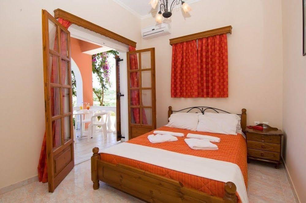 Callinica Hotel Tsilivi  Bagian luar foto