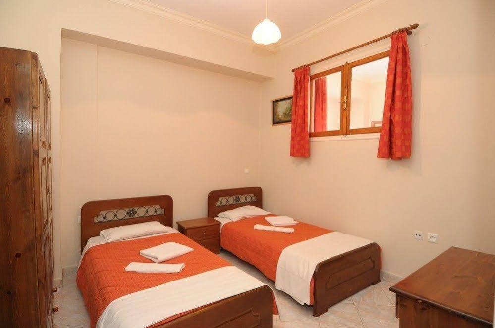Callinica Hotel Tsilivi  Bagian luar foto