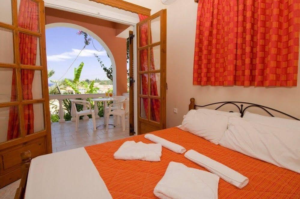 Callinica Hotel Tsilivi  Bagian luar foto